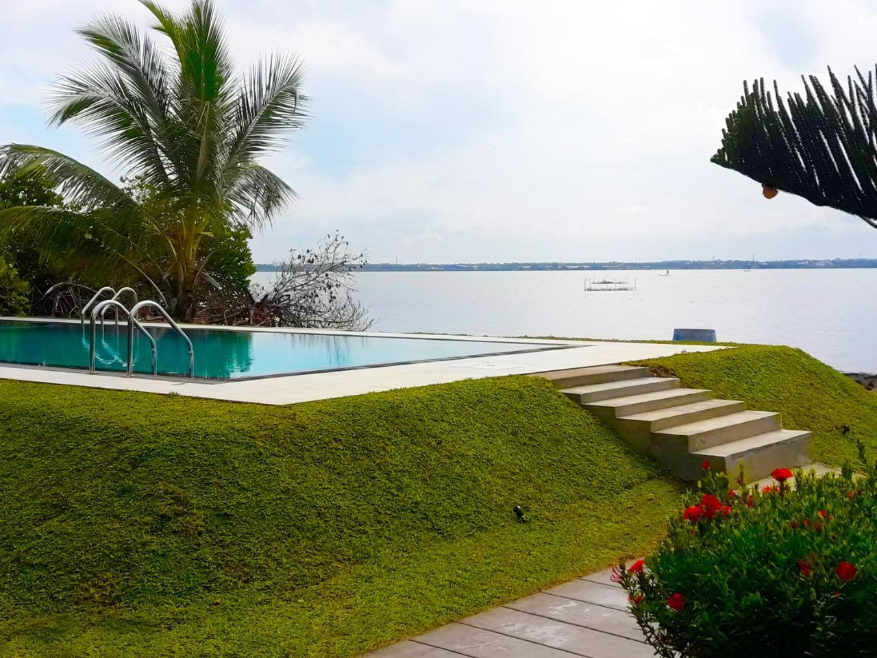 Nico Lagoon Hotel Negombo Exterior foto